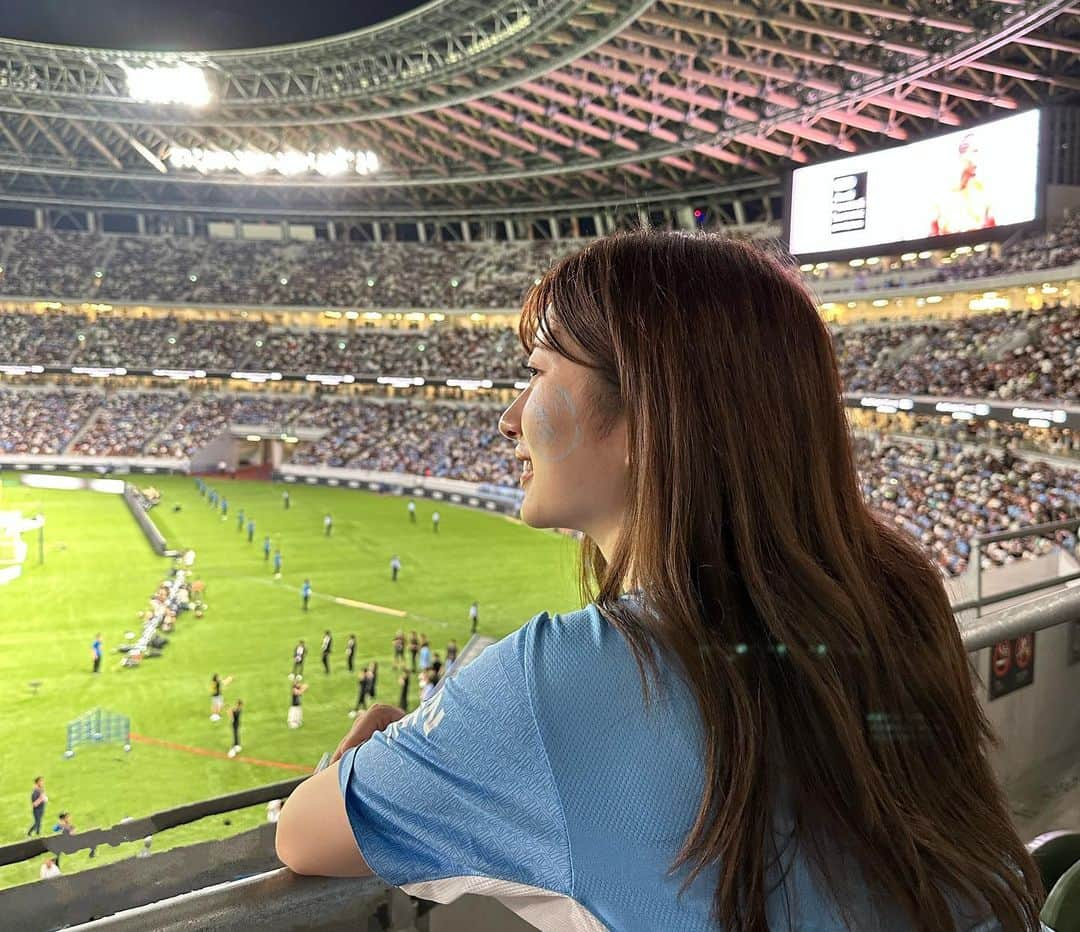 りこさんのインスタグラム写真 - (りこInstagram)「𝗖𝗶𝘁𝘆𝘇𝗲𝗻𝘀🩵  サッカー三昧な今年の夏⚽️📣」8月11日 21時41分 - h_rico16