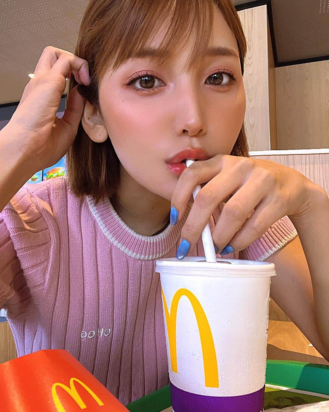 小島みゆさんのインスタグラム写真 - (小島みゆInstagram)「McDonald 🍟🍔✨」8月11日 21時43分 - _8_miyu