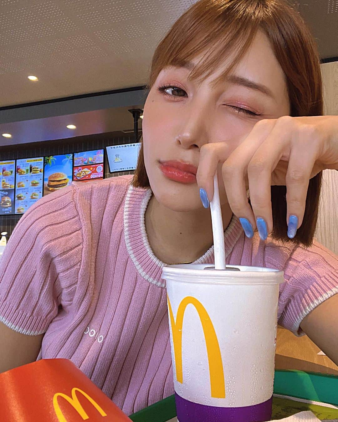 小島みゆさんのインスタグラム写真 - (小島みゆInstagram)「McDonald 🍟🍔✨」8月11日 21時43分 - _8_miyu