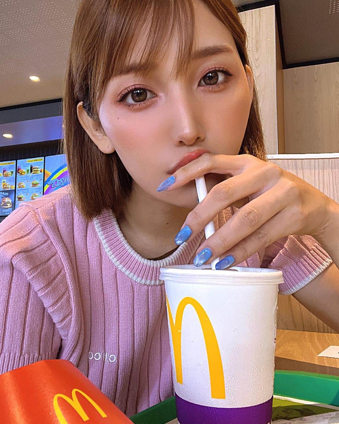 小島みゆさんのインスタグラム写真 - (小島みゆInstagram)「McDonald 🍟🍔✨」8月11日 21時43分 - _8_miyu