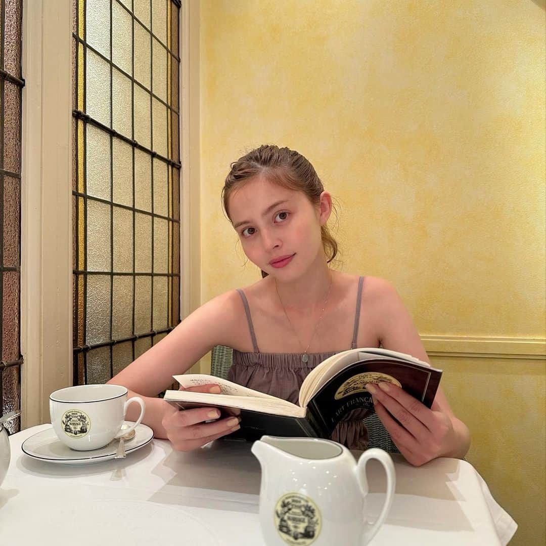 加藤ナナさんのインスタグラム写真 - (加藤ナナInstagram)「お茶の世界たのしい🫖♪  #お茶極道」8月11日 21時47分 - katouchan