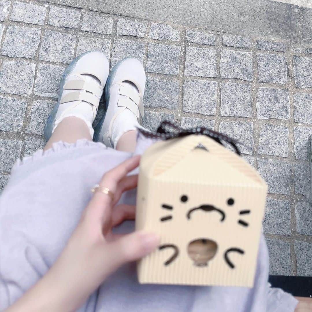 高雄さやかさんのインスタグラム写真 - (高雄さやかInstagram)「new𓂃𓈒𓏸  かわいい靴と、  かわいいラッコのクッキー🦦  (* ‘ᵕ‘ )ﾉ“  shoes… @merryjenny_instagram」8月11日 21時47分 - stu48_sayan
