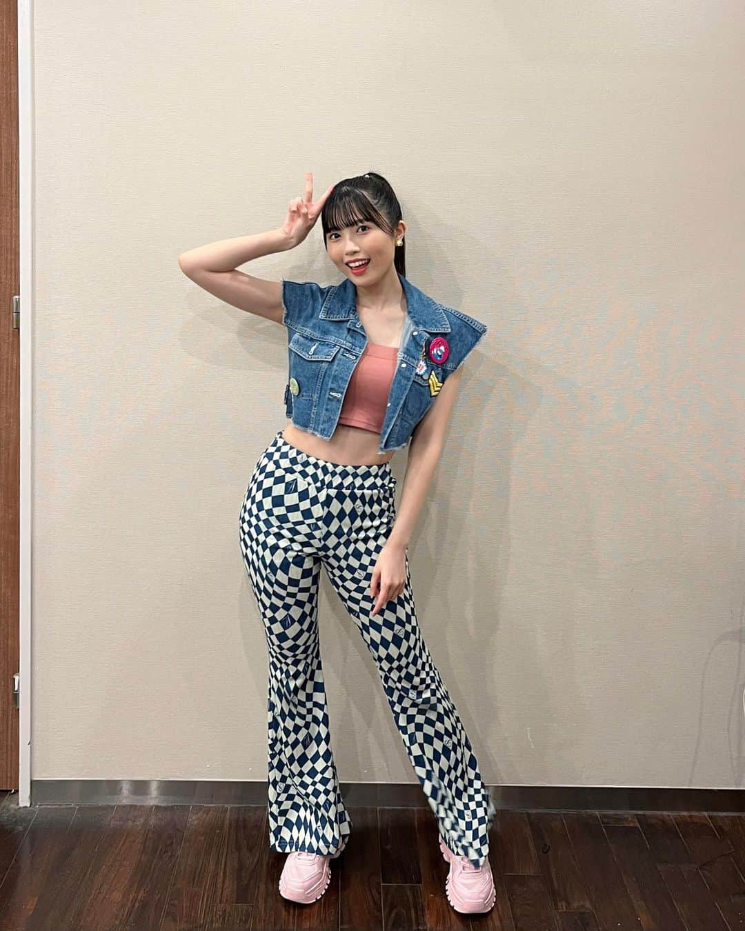 西田汐里のインスタグラム：「🌟  ポニーテール好き！  #beyooooonds #西田汐里」