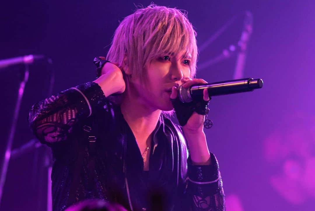 つかさしのインスタグラム：「2023/8/5  S!N×つかさし 「つーかさ、しんどくね？」  最高のライブでした。 一緒にしんどくなれて気持ちよかったです。ありがとう〜」