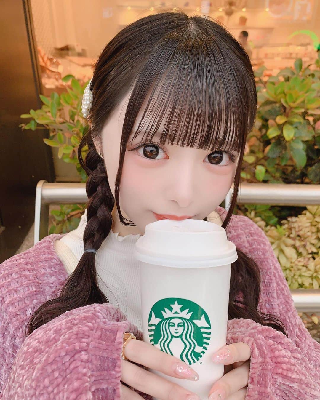 心花りりさんのインスタグラム写真 - (心花りりInstagram)「𓈒 1口いる？」8月11日 22時26分 - riri_ilife