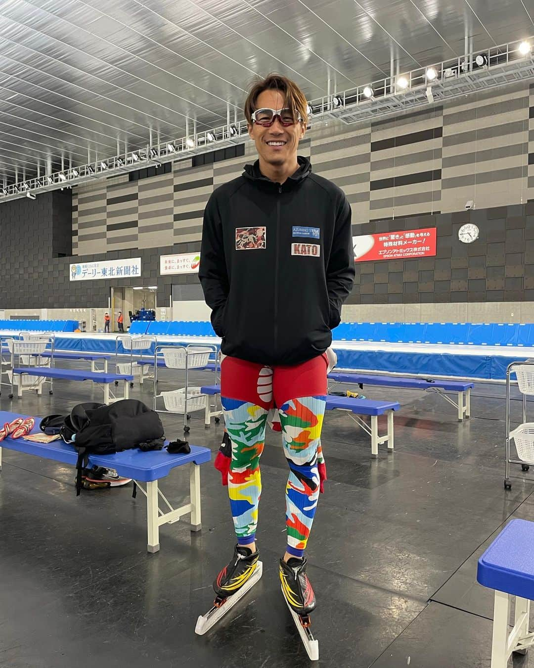 加藤条治のインスタグラム：「滑り始めました。  #スピードスケート #speedskating #jojikato #フリーザ #もじもじくん」