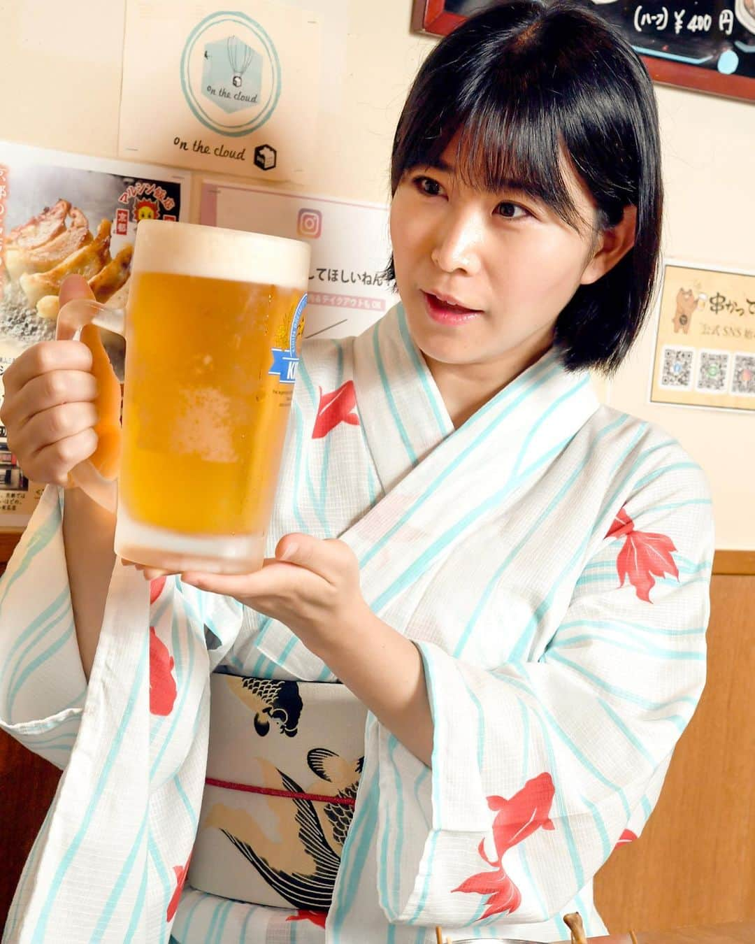 西村禮のインスタグラム：「本日発売！夕刊フジ！  コラム「金曜はお酒を楽しむ」掲載中です☺️  📰8月のミス夕刊フジ子ちゃん🗞️ 8/11(金)掲載 8/18(金)掲載  絶対チェックしてね✨  #夕刊フジ #zakzak #西村禮 #ミス夕刊フジ子」