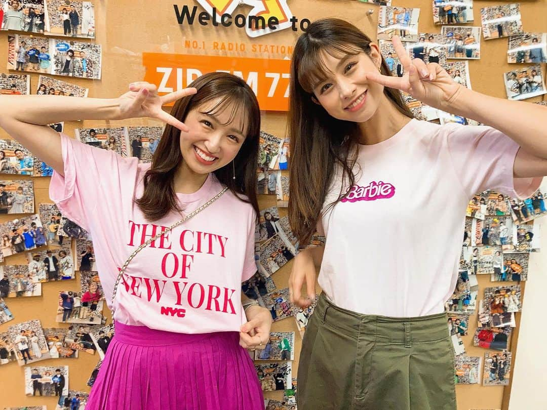 髙木萌香のインスタグラム：「🩷🩷  りさまぎ コンビー❤️ 4月からは水木は りさ→まぎ のリレーをしてるよおおおお🩷  先日お手洗いで一緒にメイクしながらお喋りしたのが楽しすぎた🥰 luv you sissy!!!!!  #りさまぎ #ぴんくだよ #barbie #高樹高木 #ブルーミー #zipfm」