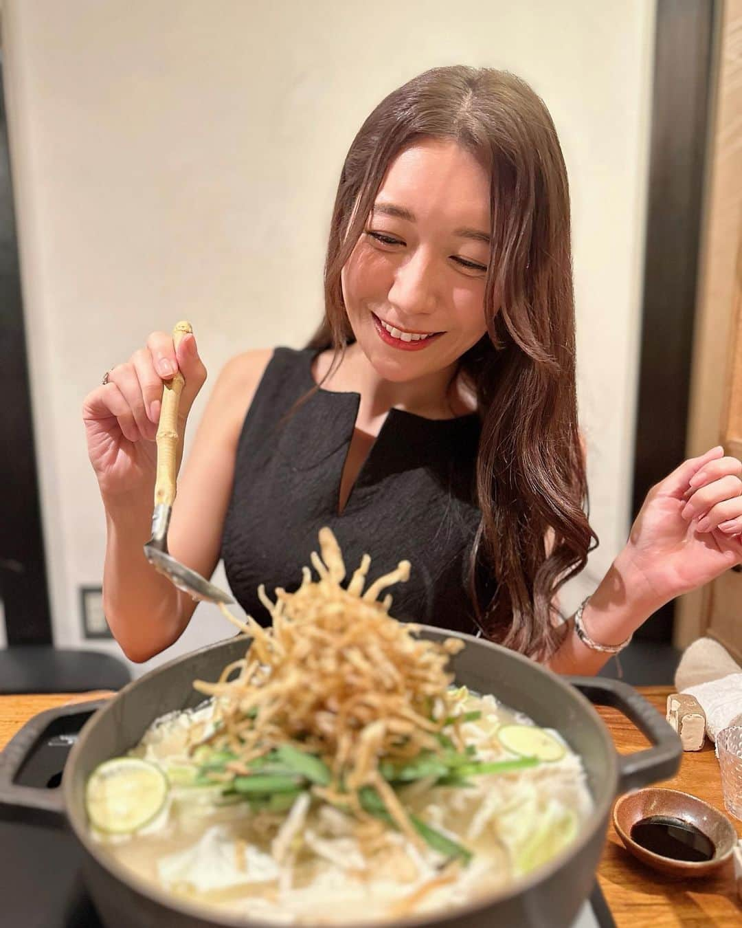 穂川果音さんのインスタグラム写真 - (穂川果音Instagram)「もつもつ🤤  #福岡グルメ　#foodie #もつ鍋」8月11日 23時36分 - hokawakanonn