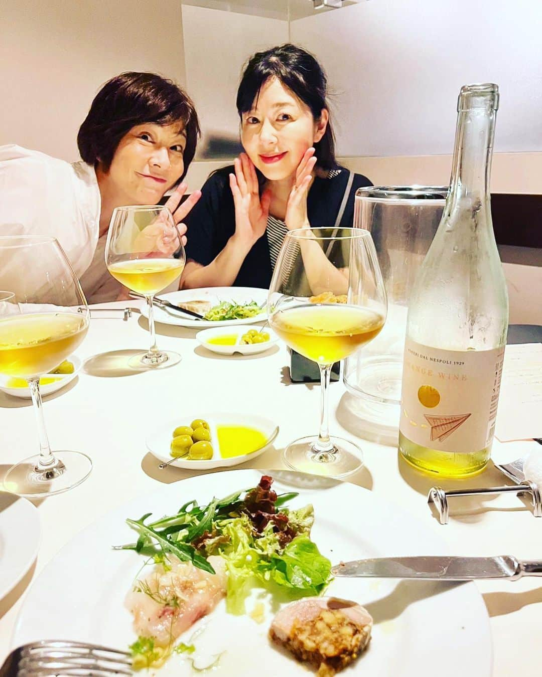 堀内敬子さんのインスタグラム写真 - (堀内敬子Instagram)「お稽古、2幕通しましたっ！  課題はありますが、とりあえず、流れはわかったかな。。  その後に、きよちゃんと、同期のHちゃんとご飯🍷  家族のこと、仕事のこと。  ずーっとお世話になってるから 色々な思い出あるよねー😁  きよちゃんのお誕生日も、遅れながらお祝い🥂  #アナスタシア #お稽古 #きよちゃん #お誕生日お祝い  #明日はお稽古お休みー」8月11日 23時46分 - horiuchi_keiko