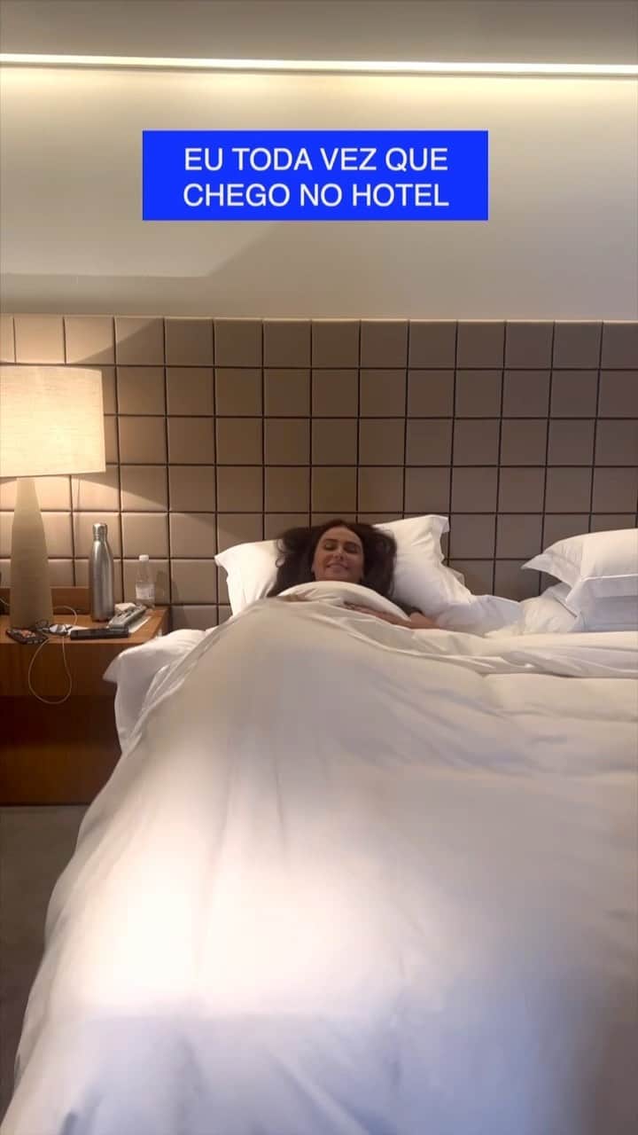 Giovanna Antonelliのインスタグラム：「Quem mais levanta mão ✋🏼🤣」