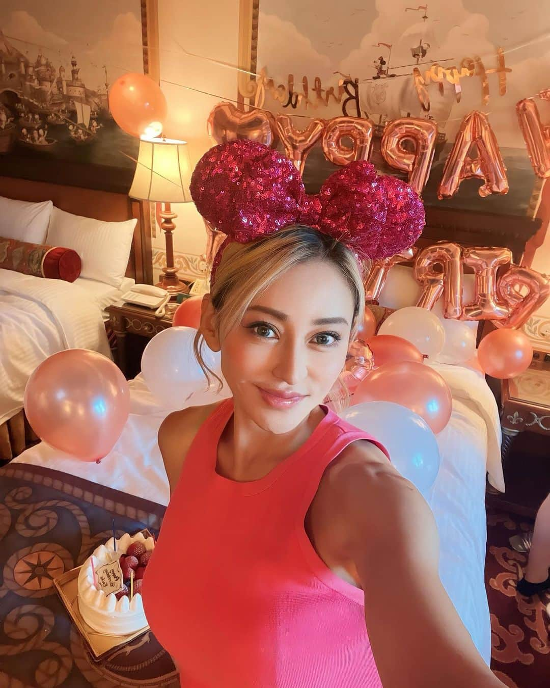 望月英莉加さんのインスタグラム写真 - (望月英莉加Instagram)「#pink #birthdayparty  #hotelmiracosta  #girlsnight #japanesegirl #barbie」8月12日 0時10分 - trustworthy_love_ellegant