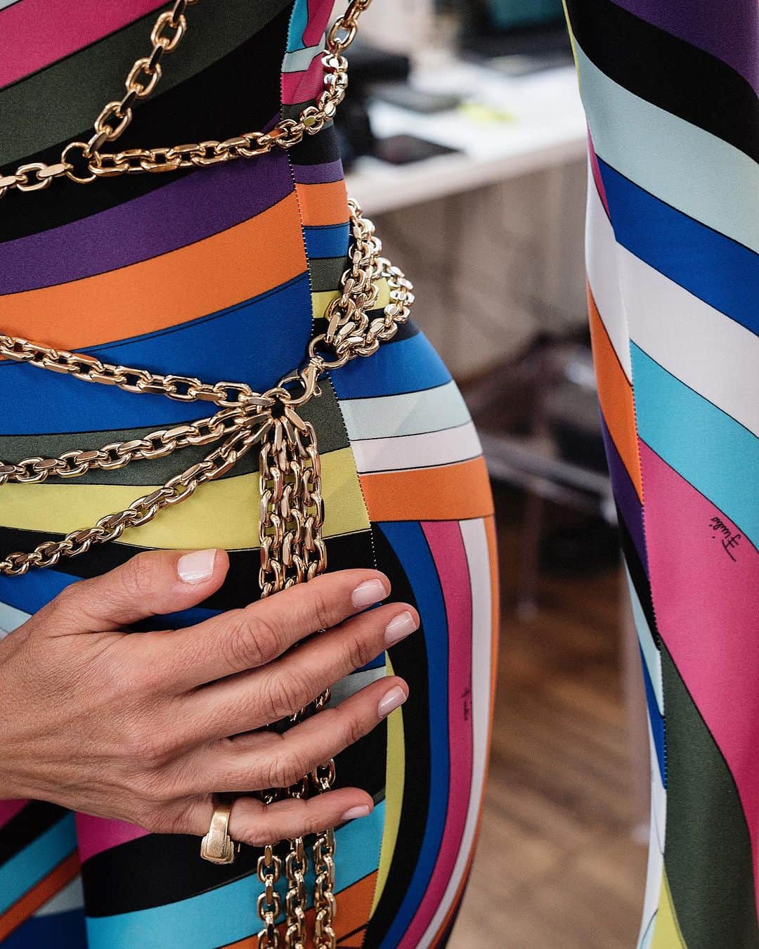 エミリオプッチさんのインスタグラム写真 - (エミリオプッチInstagram)「Eight catsuits covered in Pucci print, each adorned with body jewellery. An unforgettable finale to @CamilleMiceli's show, Initials E.P.  #Pucci #InitialsEP」8月12日 0時12分 - emiliopucci