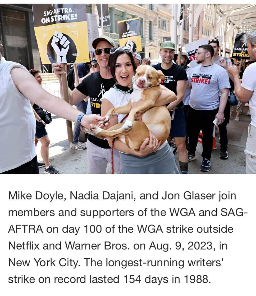 ナディア・ダジャニのインスタグラム：「We out here in USA Today! @jahnglayzer @themikedoyle @sagaftra @wga #unionstrong💪  LFG!!!!!」