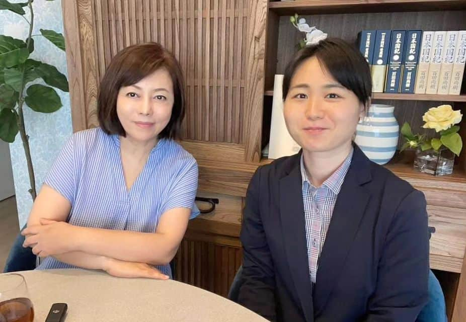 有本香さんのインスタグラム写真 - (有本香Instagram)「A young good friend, an excellent journalist Masako Ganaha was on my show.」8月12日 0時20分 - arimotokaori