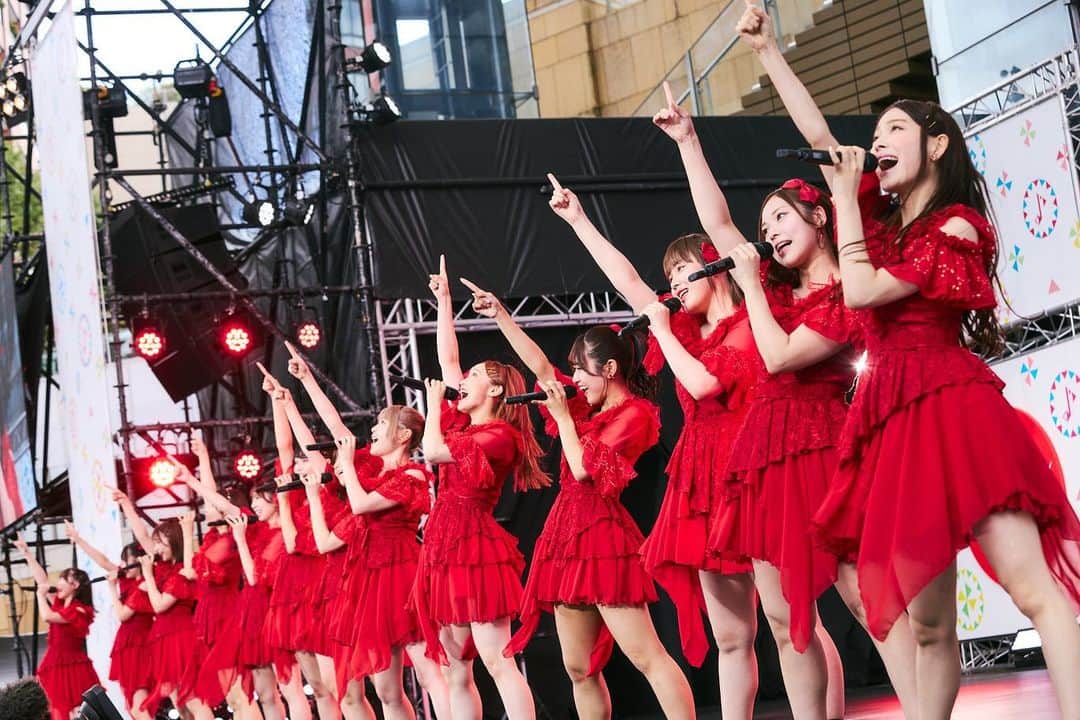 豊永阿紀のインスタグラム：「史上最強のウチら🤘❤️‍🔥  #チームH #サマステ2023」