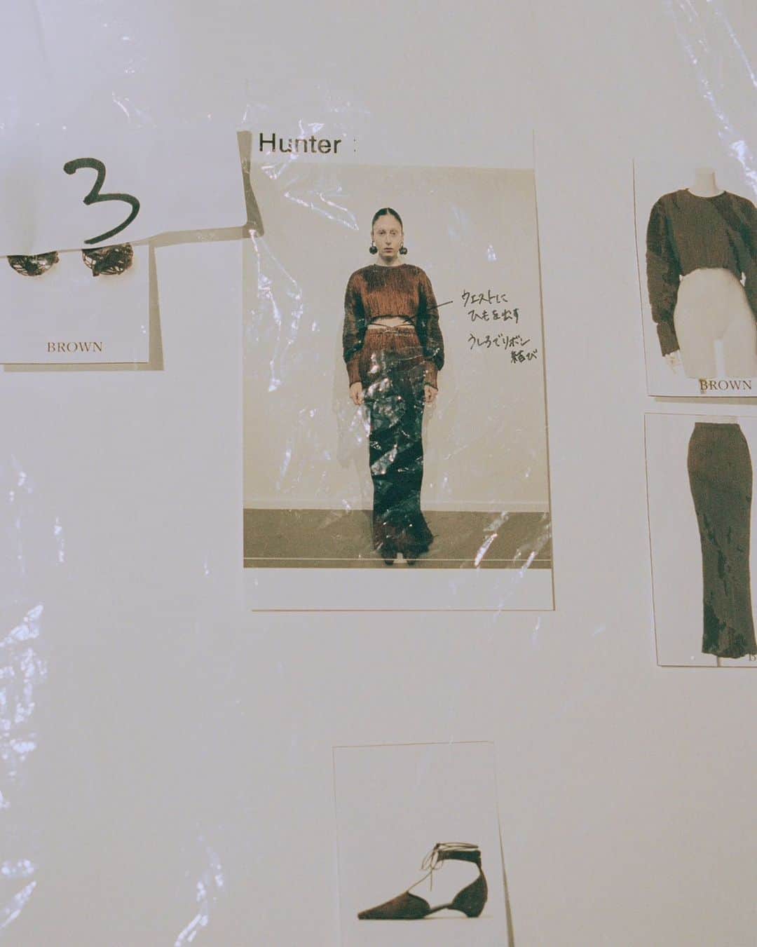 黒河内真衣子のインスタグラム：「Backstage #mamekurogouchi #23FW」