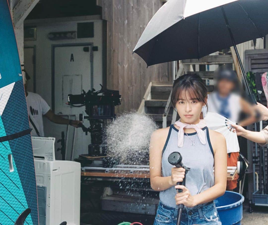 のインスタグラム：「真夏のシンデレラ　オフショット  #森七菜 #もりななのきまぐれ #真夏のシンデレラ #夏シン #熱中症対策バッチリ #連続投稿65日目」