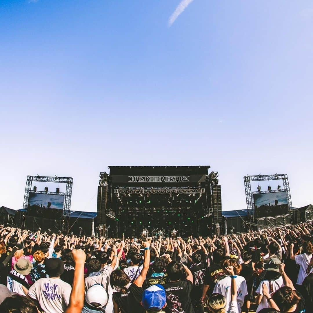 SHANKさんのインスタグラム写真 - (SHANKInstagram)「2023.9.9 "OSAKA HAZIKETEMAZARE FESTIVAL 2023" 大阪 泉大津フェニックス photo by @naoto_iwabuchi_  #SHANK #SHANK095 #SHANK095JPN」9月9日 20時28分 - shank095jpn