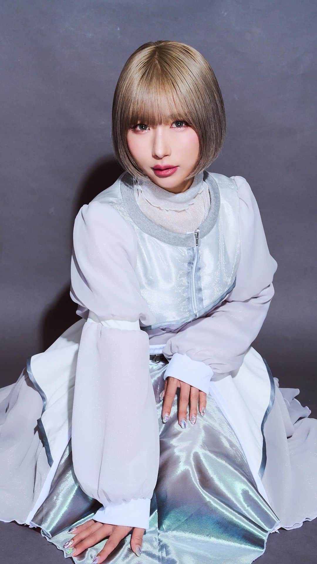 病夢やみいのインスタグラム：「衣装姿 どうですか🫢❕  2023.09.22-23 at代官山UNIT ダンス公演あんふぁん・てりぶるVol.2 チケット発売中🎫🩰🌪️⚡︎⚡︎」