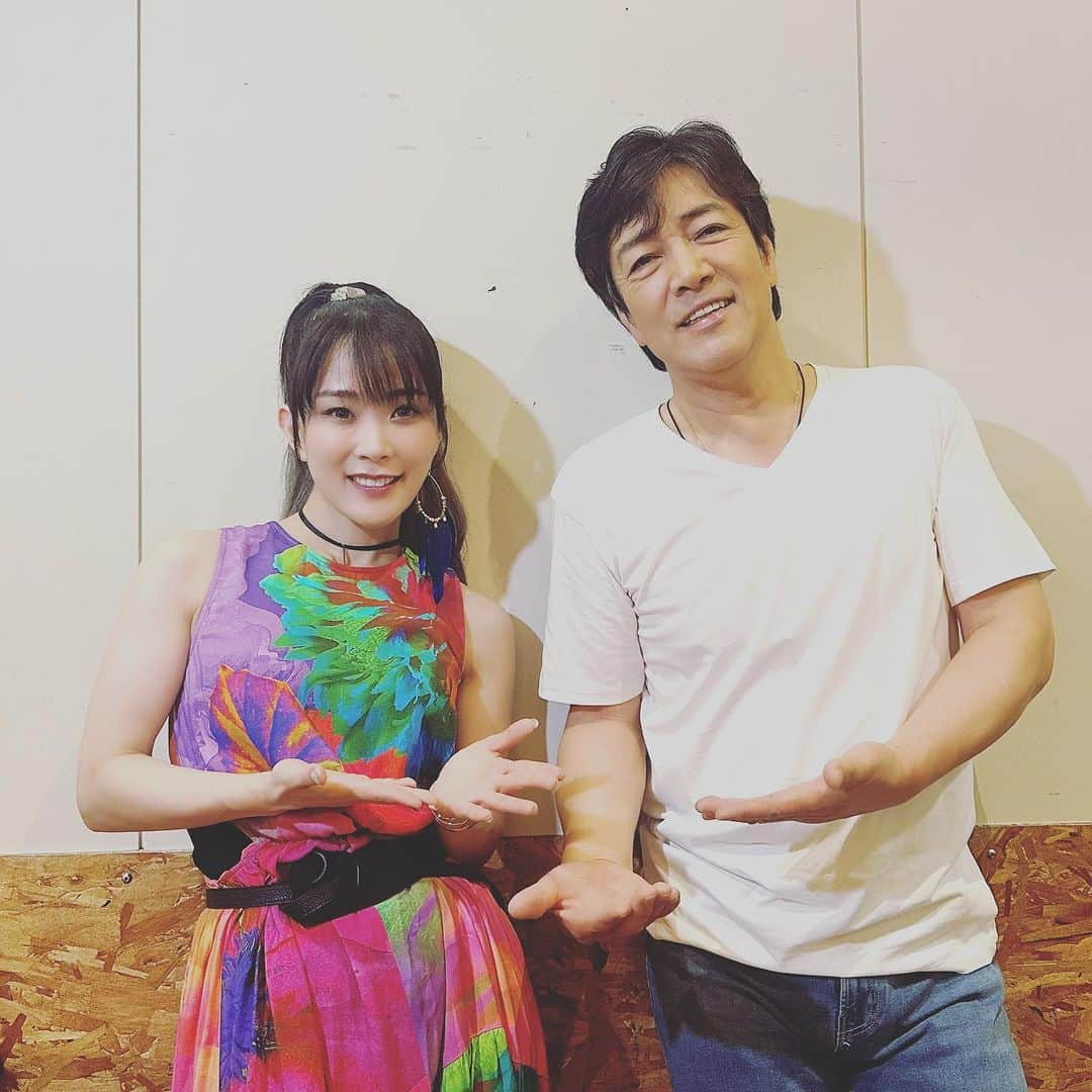 森恵さんのインスタグラム写真 - (森恵Instagram)「セッションがとにかく楽しすぎました！！ お客さんも温かくて… このライブがDMVによってどんな豊かな音になっているのか、 そして次回の東京公演も今から楽しみです✨ もっと音で遊びまくろう。  9月29日(金) 17:00開場/18:00開演 ●会 場　Zepp DiverCity  #野口五郎　さん #zepp #名古屋 #DMV #ZeppDiverCity」9月9日 20時50分 - morimegumi_official