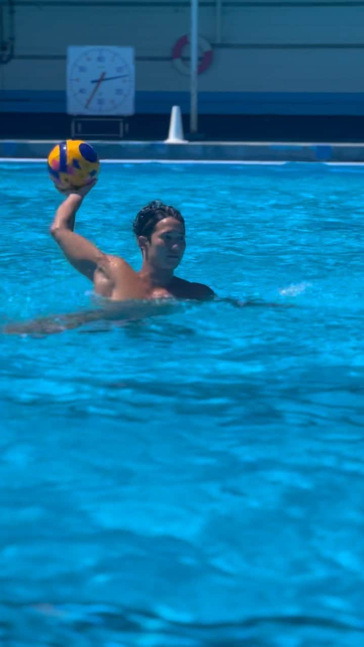 荒井陸のインスタグラム：「Summer continues.」