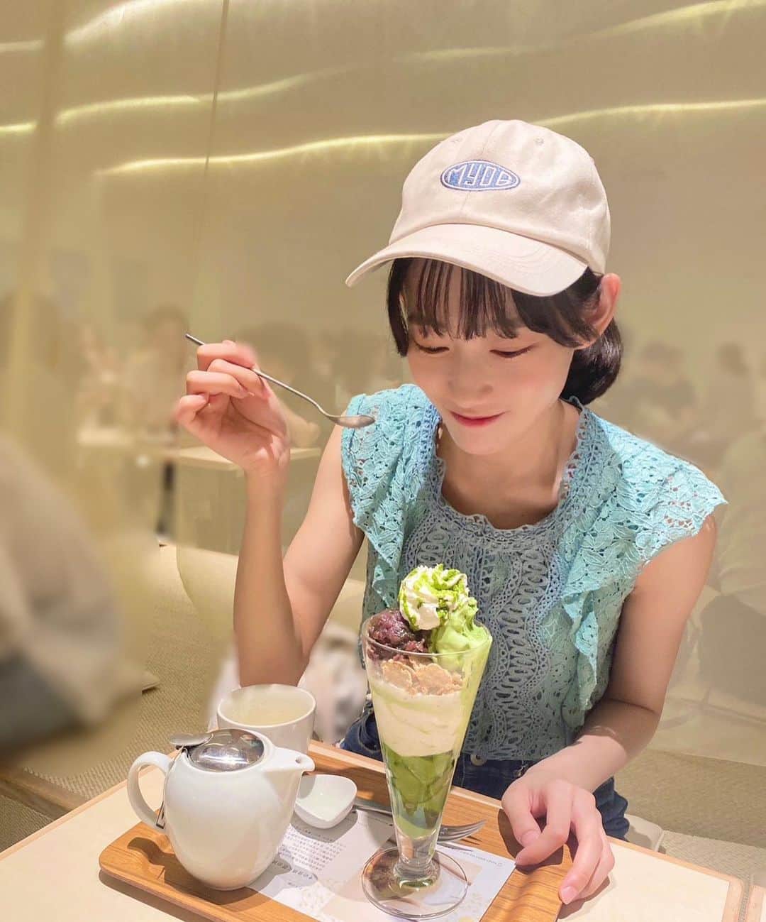 黒須遥香のインスタグラム：「抹茶パフェ〜☺︎🍵🍰  .  パフェって、 パーフェクトって意味なんだって！  .  #抹茶スイーツ #抹茶パフェ」