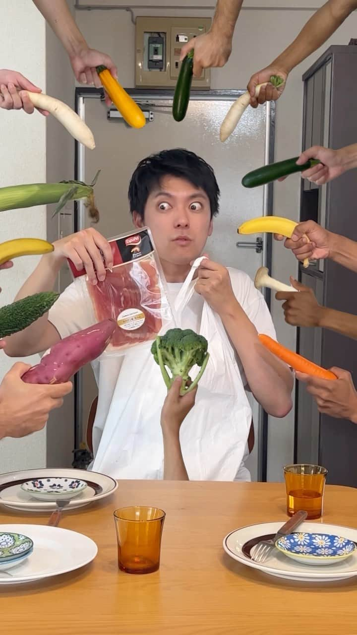 森祐介のインスタグラム：「When I didn't know they were vegetarian🥦 ベジタリアンだと知らなくて... . w / @themoctar @kaihoshinosandy @nozominski」