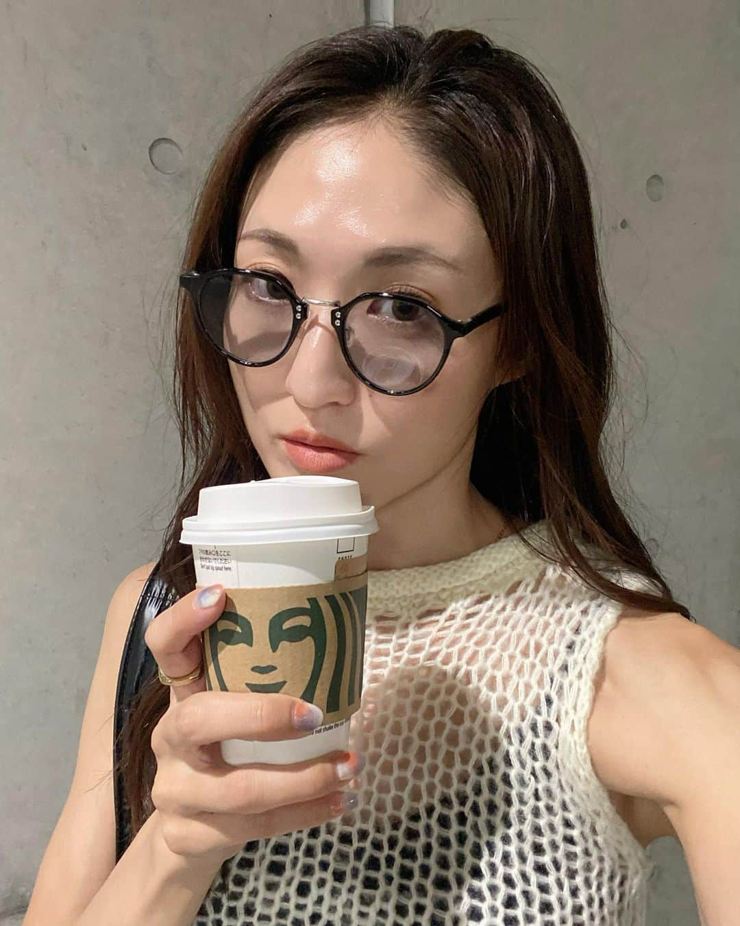 rittann48のインスタグラム：「☕️holiday👓  最近休日も家にこもってDIYしてたから 久しぶりのお出かけ🚗  @pilates_studio_best_one さんで 初ピラティスを体験✨  それから色々買い物して… 本日初の食事？飲み物が 18時に飲んだスタバ😂 スタバ大好きっ子🤎  #holiday #pilates #shopping  #coffee #starbucks  #fashion #instafashion #sunglasses  #instapic #photooftheday  #ootd #outfit #outfitoftheday  #休日 #ピラティス #買い物 #スタバ  #サングラス #秋 #コーデ #コーディネート  #aclent #ファッション #スタイル  #おしゃれさんと繋がりたい #写真好きな人と繋がりたい  #패션 #오오티디 #필라테스 #셀카」