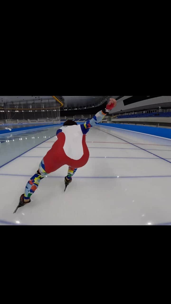 加藤条治のインスタグラム：「今の全力  #speedskating #スピードスケート #jojikato」