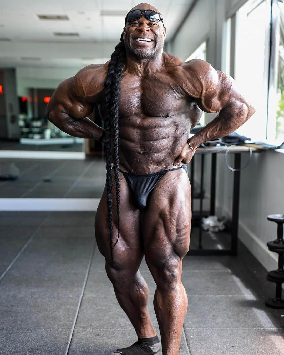 カイ・グリーンのインスタグラム：「The power of manifestation, where our thoughts shape our beliefs, attitudes, and actions pave the way for future achievements.  #KaiGreene #ThoughtsBecomeThings」