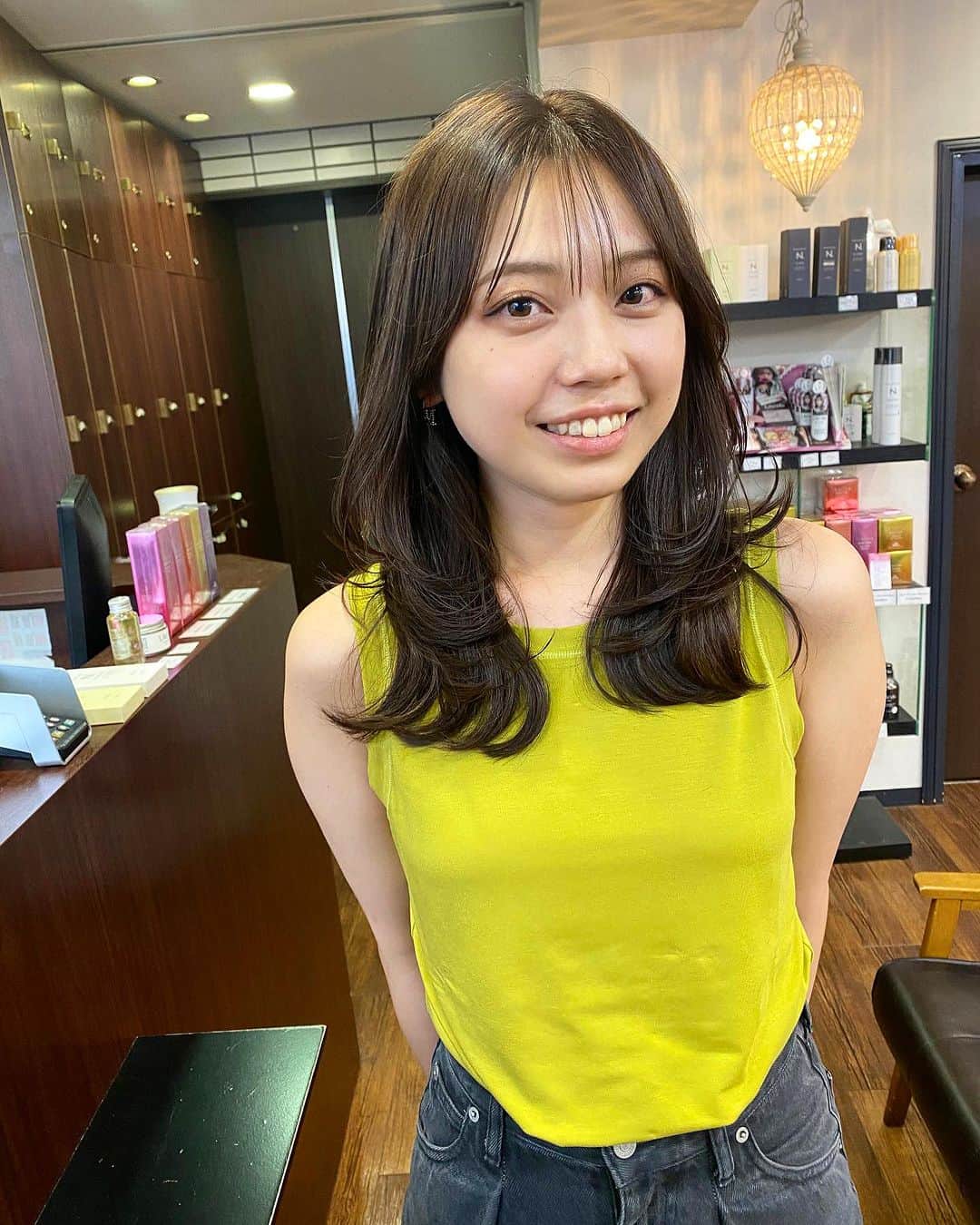 のインスタグラム：「えありーもーぶ。 かわいい色。」