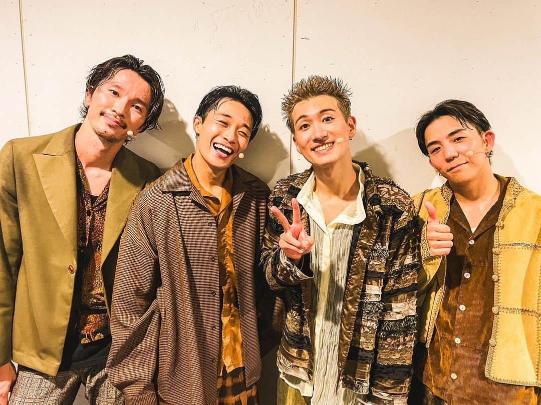 Oguriのインスタグラム：「踊ピポツアー始まりました！ そして東京公演が無事に終わりました！ 観に来てくれたみんなの楽しそうな顔、最高すぎるダンスに元気貰いまくりました！ 一緒に思いっきり遊んでくれてありがとうございました！🤩 こっから全国周りますよ！ 待っててねー🔥🔥🔥 楽しすぎてサウナより汗かいた💦💦💦 #踊ピポ #シッキン」