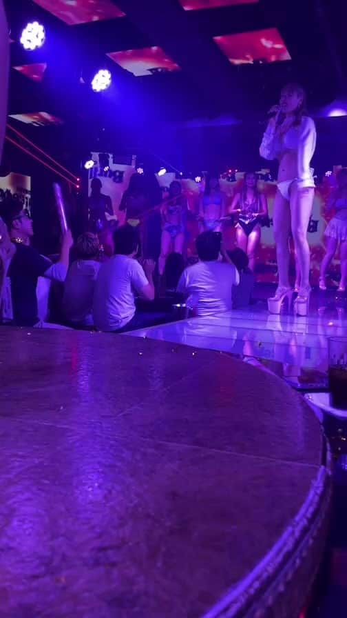 バーレスク大阪【公式】のインスタグラム