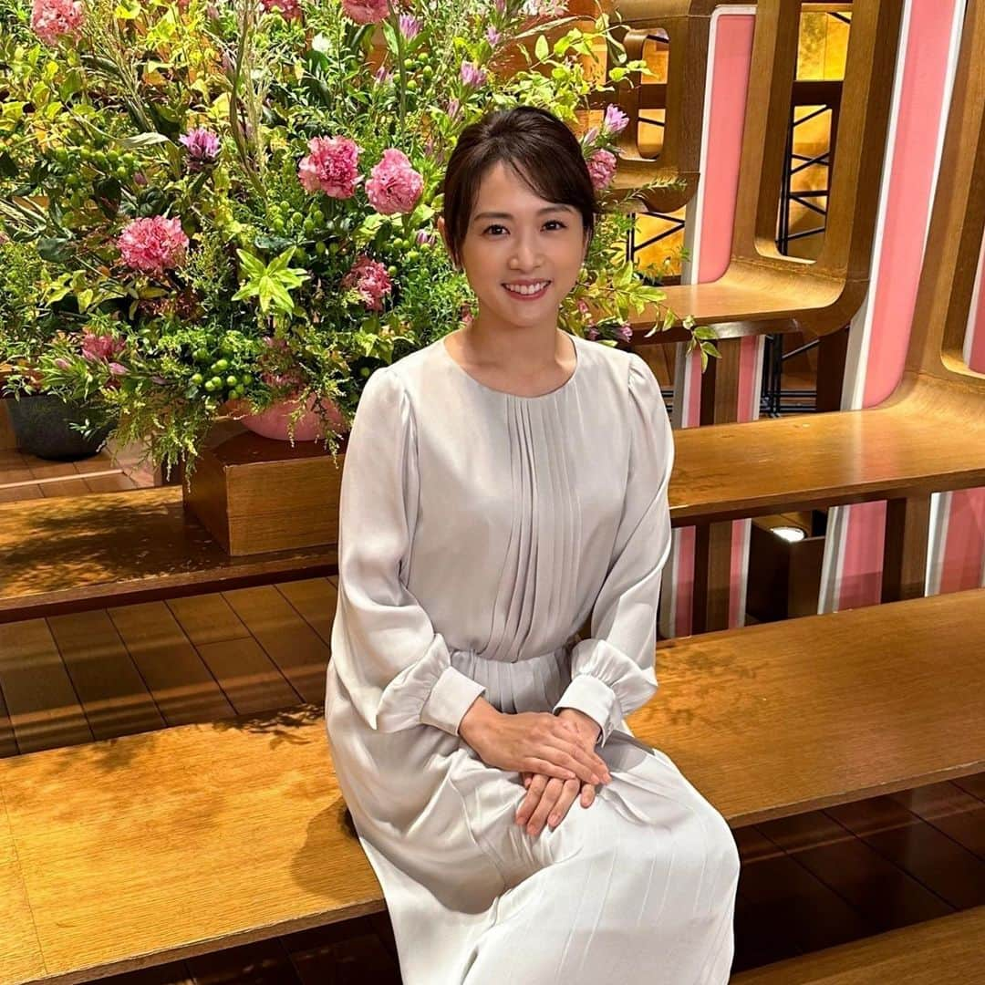 高島彩のインスタグラム：「2023年9月9日 #サタデーステーション 本日もご覧いただきありがとうございました。  ヘアメイク @h.m.s.mika   ワンピース @paulstuartjapan  #高島彩」