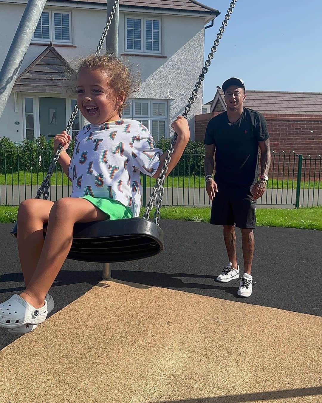 ジェシー・リンガードさんのインスタグラム写真 - (ジェシー・リンガードInstagram)「A bond like no other ❤️⭕️ @hopelingard」9月9日 22時53分 - jesselingard
