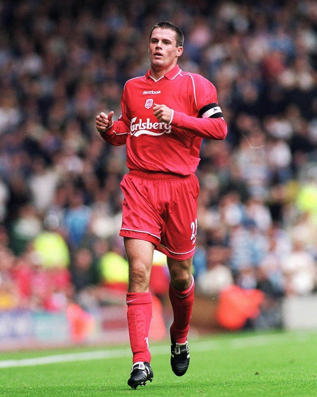 リヴァプールFCさんのインスタグラム写真 - (リヴァプールFCInstagram)「#OnThisDay in 2000, @23_carra skippered the side for the first time 🔴©️  Our vice-captain for 10 years, who went on to wear the armband for a total of 9️⃣3️⃣ times for the Reds ✊」9月9日 23時01分 - liverpoolfc