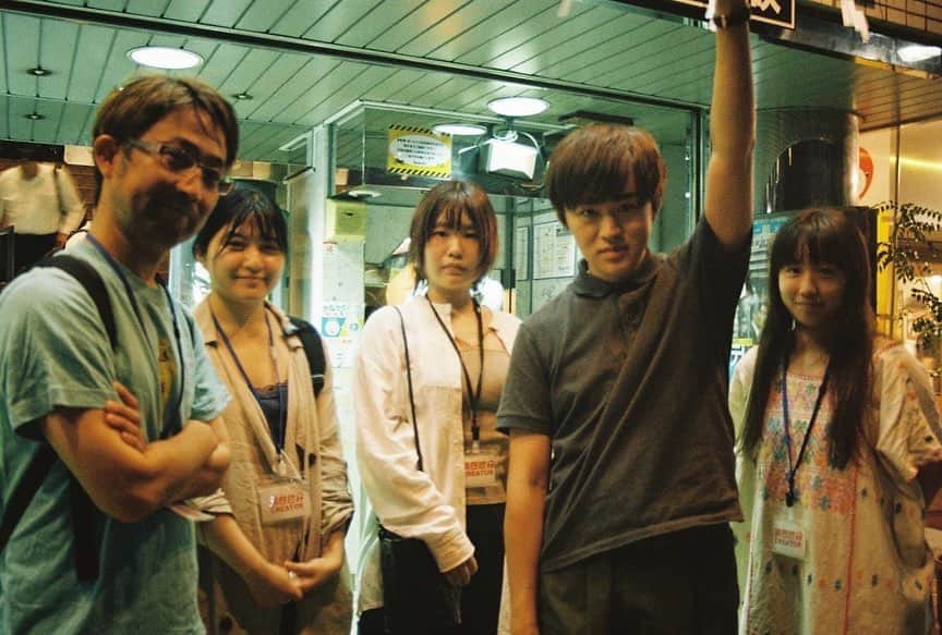 久保宏貴さんのインスタグラム写真 - (久保宏貴Instagram)「・ 週末に「しゅうまつのかけら」上映イベント時の写真を上げる。 ・ この頃、日本酒の美味しさが分かるようになりました🍶 ・ ・ ・ ・ #film #フィルムカメラ  #photo  #camera #上映  #2023夏」9月9日 23時19分 - hiroki.k0206