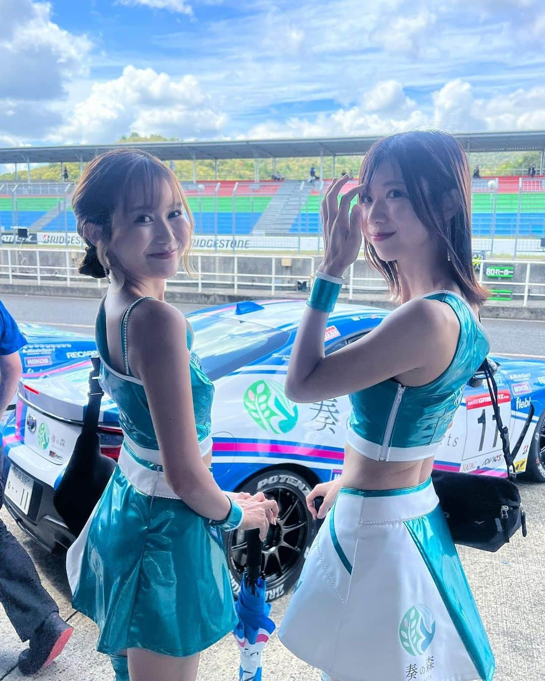 生田ちむさんのインスタグラム写真 - (生田ちむInstagram)「本日GR86/BRZCUP第5戦 岡山国際サーキットで予選が開催されました！  ASSO MOTOR SPORTS #11 脇阪選手 20位 #112 石森選手　25位  明日も応援宜しくお願い致します！！ 差し入れもたくさんたくさん ありがとうございます🥺  岡山国際サーキットイメージガールの 朝陽唯ちゃんとサーキットで会うことも出来ました🥺🩵 感動！！天使でした👼  色んな人が来てくれて お話もできて嬉しかった！ 奏の森の森ポーズもできたし いっぱいちむTハントできた🦖 こんな沢山の人がずっと着てくれてて 嬉しすぎたよ！人数揃うとすごいww  ありがとう♡ あんまり話せてない人は明日たくさん話そう！！」9月9日 23時43分 - 1224chimu