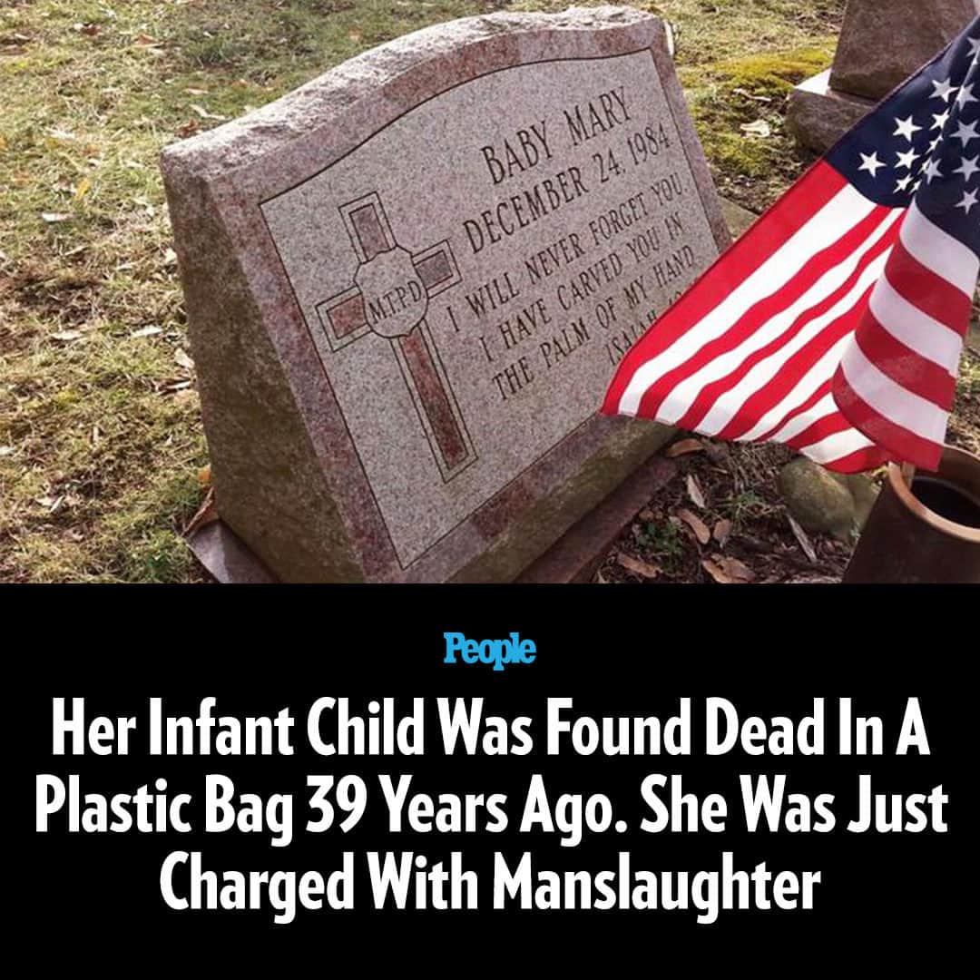 People Magazineさんのインスタグラム写真 - (People MagazineInstagram)「A woman is facing manslaughter charges for allegedly leaving her infant baby in a plastic bag in the woods in New Jersey nearly 40 years ago, authorities announced at a press conference in Morris County, N.J.   The child named ‘Baby Mary’ still had her umbilical cord attached to her when she was found in the woods on on Christmas Eve in 1984. At the time, her death was ruled as a homicide and the baby became an icon in the area, with the community coming together to honor her every year on her death anniversary.  Earlier this year with the help of DNA technology, her mother was found and formally charged with one count of manslaughter as a juvenile delinquent.  The woman is not being named as she was a juvenile at the time of the infant's death, which makes this a “really unique case,” Mendham Township Police Chief Ross Johnson tells PEOPLE. Tap the link in bio for the full story. 📷: Mendham Township Police Department」9月10日 1時01分 - people