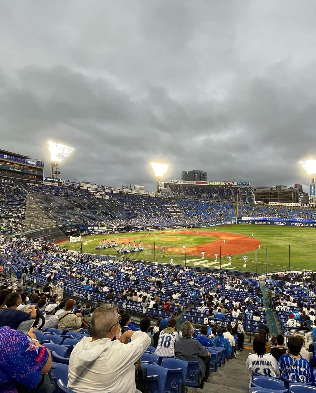 本田さとみさんのインスタグラム写真 - (本田さとみInstagram)「ハマスタの近くに住みたいと思いました🥺⚾️❤️‍🔥  来年春季キャンプに一緒に行ってくれる人いる……？🥺  #ベイスターズ #baystars #山本祐大 #ハマスタ #iloveyokohama」9月10日 0時33分 - kirimi_hm