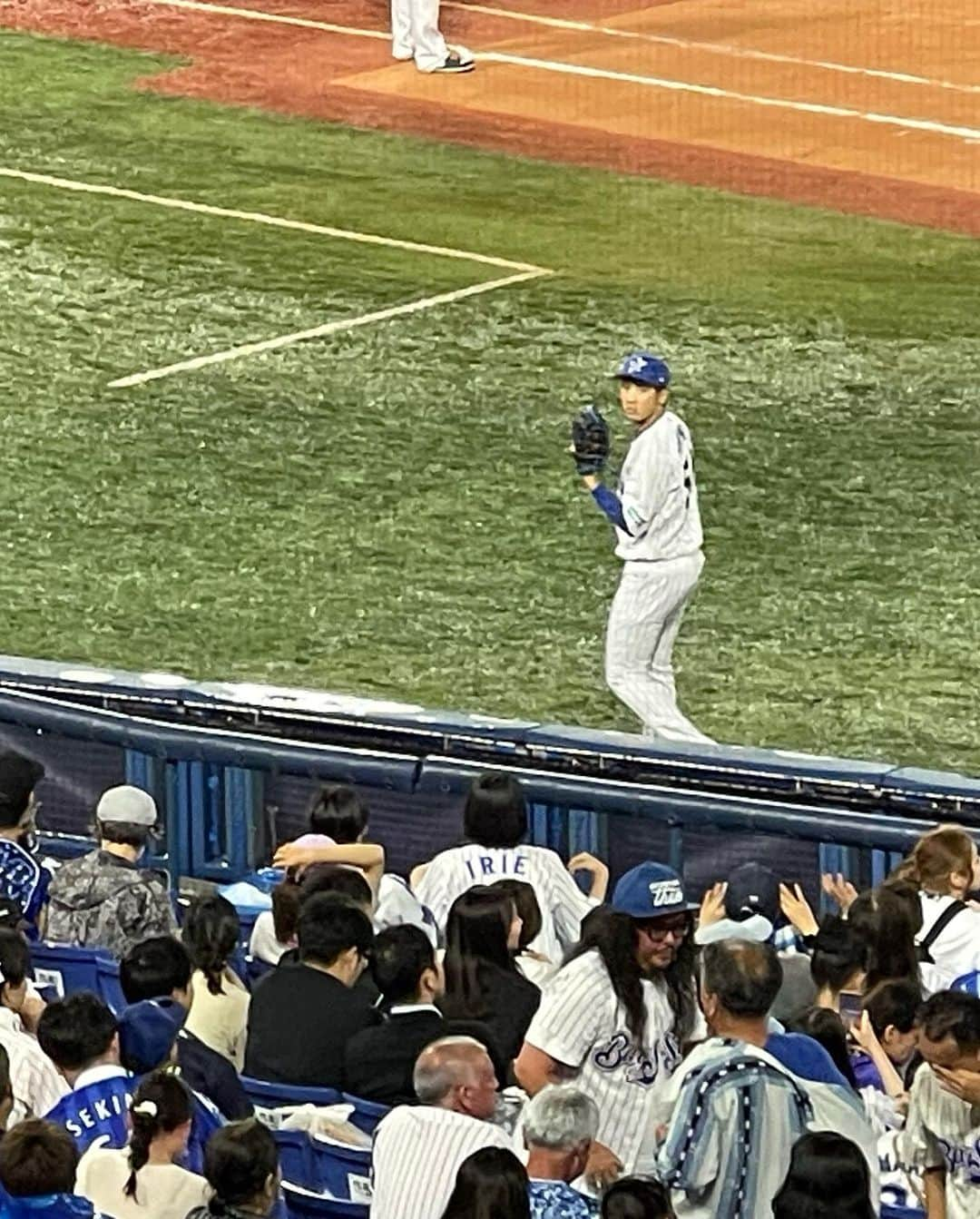 本田さとみさんのインスタグラム写真 - (本田さとみInstagram)「ハマスタの近くに住みたいと思いました🥺⚾️❤️‍🔥  来年春季キャンプに一緒に行ってくれる人いる……？🥺  #ベイスターズ #baystars #山本祐大 #ハマスタ #iloveyokohama」9月10日 0時33分 - kirimi_hm