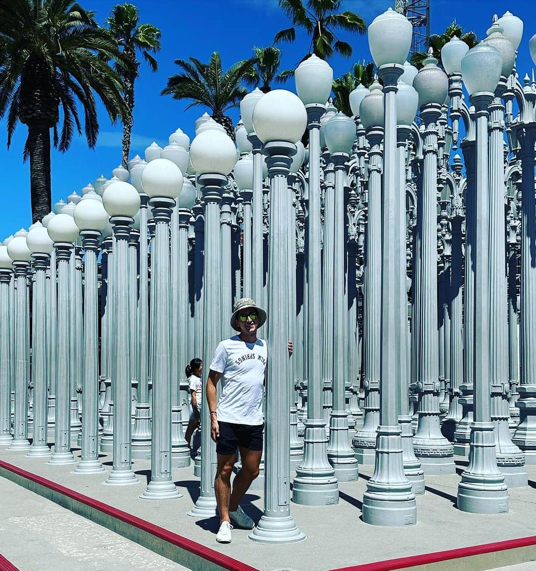 ジョナサン・カサーさんのインスタグラム写真 (ジョナサン・カサーInstagram)「art, wonderful humans