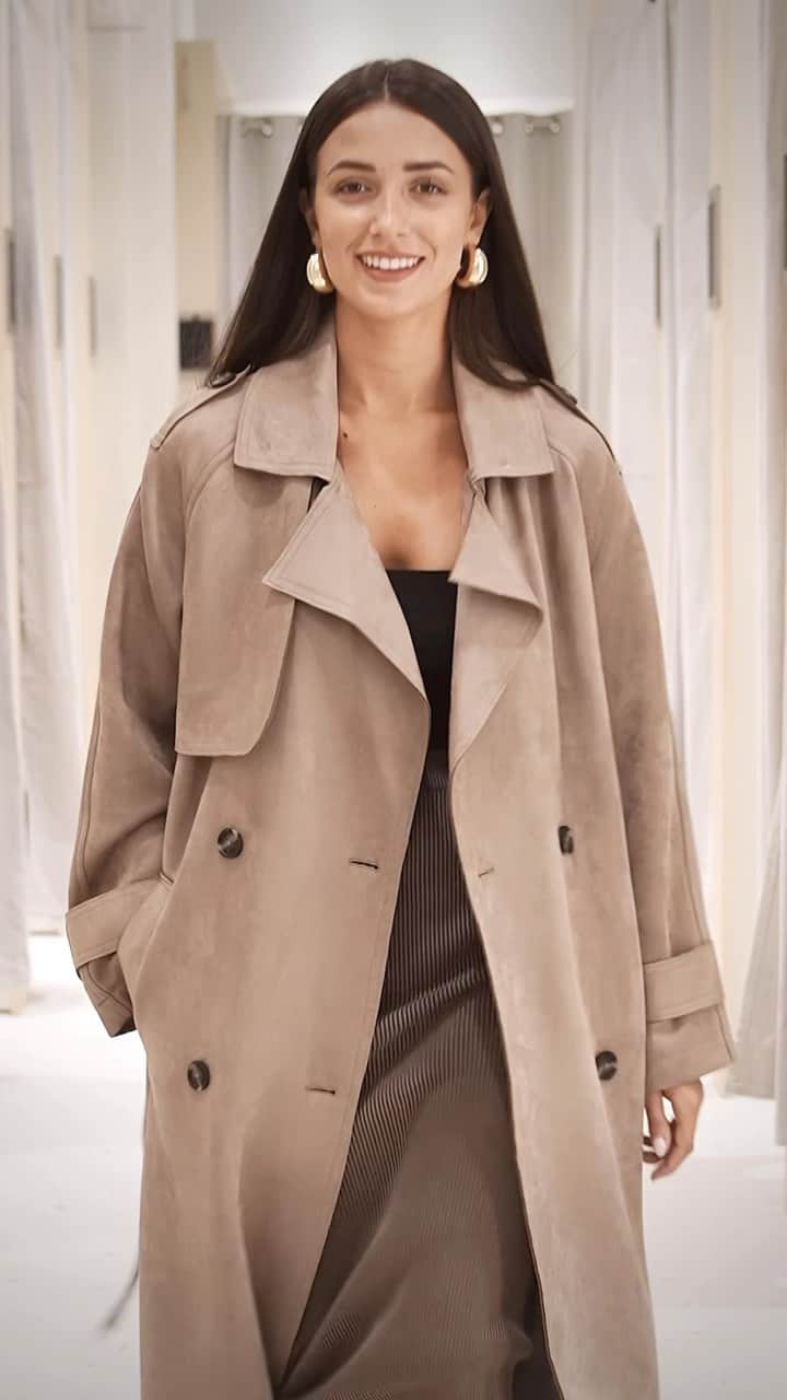 Stradivariusのインスタグラム：「The dressing room runway 💫 #stradilooks #stradivarius」