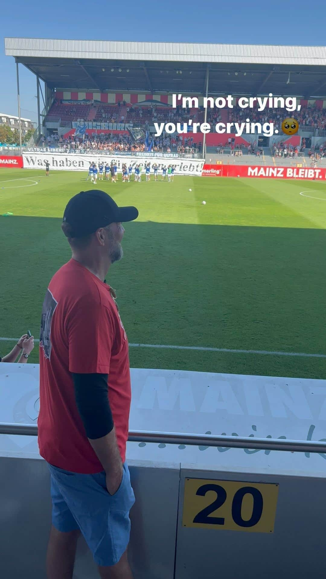 1.FSVマインツ05のインスタグラム：「Alla 'dschee, liebe Süd.❤️  #Mainz05 #Kloppo」