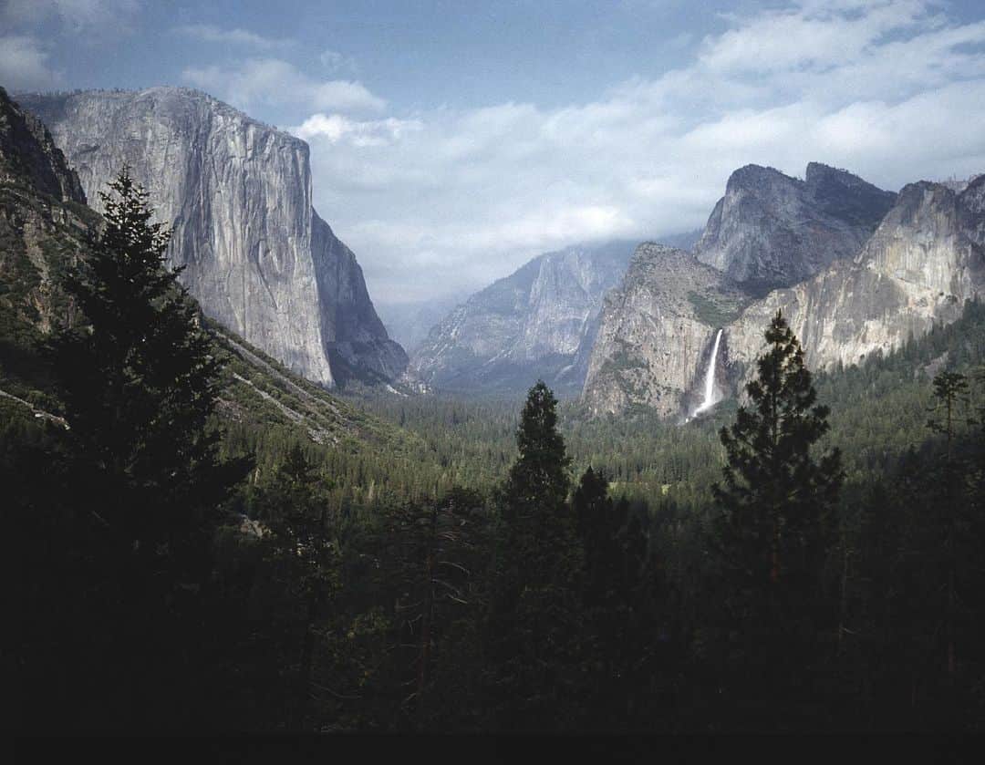 lifeのインスタグラム：「California was admitted as the 31st state of the union on  this day, September 9, in 1850. By the early 1960s it became the most populous U.S. state, and is one of the country's wealthiest and most socially and politically influential states.   (LIFE Picture Collection)  #LIFEMagazine #LIFEArchive #California #Statehood #USA #Anniversary #1800s」