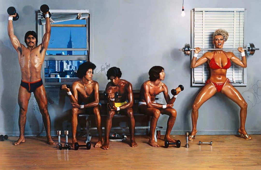 プレイボーイさんのインスタグラム写真 - (プレイボーイInstagram)「Humping Iron 🏋🏻‍♂️ Featuring bodybuilder Kellie Everts, photographed by Jean Paul Goude in May 1977.」9月10日 2時00分 - playboy