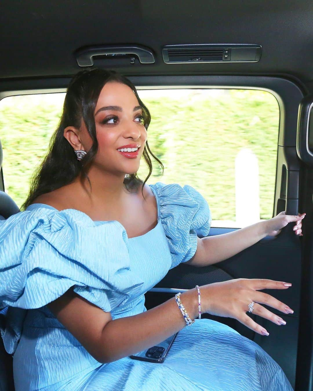 Khairiah Abulabanさんのインスタグラム写真 - (Khairiah AbulabanInstagram)「When in Venice .. #venicefilmfestival #venicebiennale  @labiennale   Styling @rawankattoa  Dress @eman_alajlan  Jwelery @nadine_jewellery  Clutch @hamdaalfahim x @tylerellisofficial  Makeup @armanibeauty via @vanessaudovicich Hair @kerastase_official via @rossimassimiliano_official  Nails @nourrnails Photography @hamedz199」9月10日 1時35分 - kh_abulaban