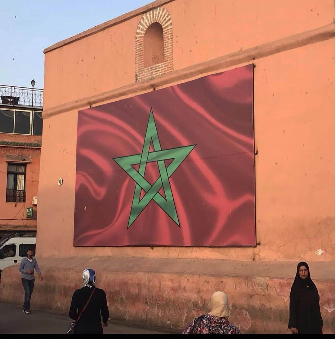 スウィズ・ビーツのインスタグラム：「We’re Sending our deepest condolences and love to our brothers and sisters in Morocco #morocco 🤍🙏🏽 Everybody please send prayers and donations if possible 🇲🇦🇲🇦🇲🇦🇲🇦🇲🇦 #prayformorocco 🇲🇦 Love the Dean Family 🙏🏽」