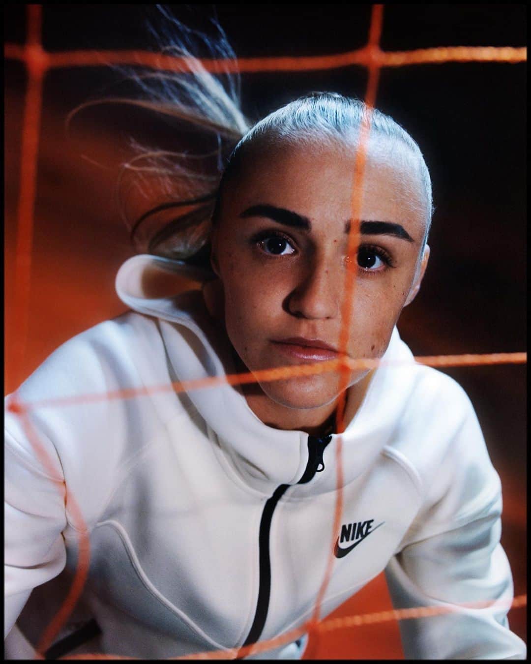 NIKEのインスタグラム：「Ignite a fire that inspires everyone around you. This is #NikeTech 🦁」